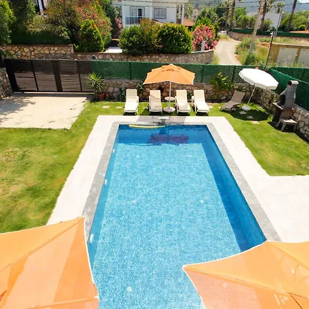 Villa Prestige 2 *